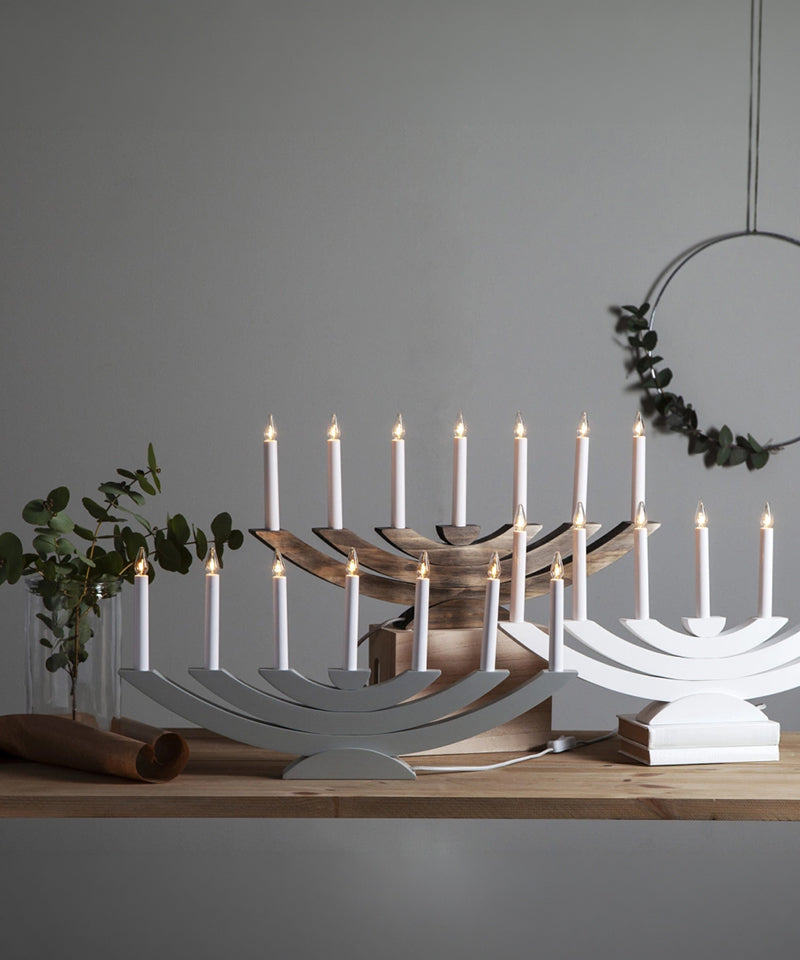 219-06 - Grå Navida ljusstake star t-lifestyle.jpg