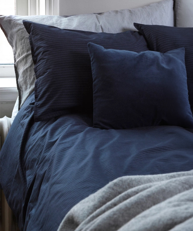 917333-56 - Griåsholm Dark Navy Lydia - lifestyle (1) nemo.jpg